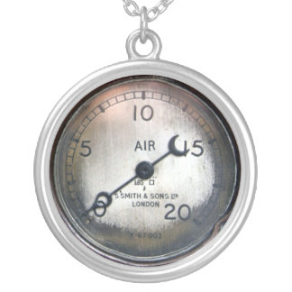 old_pressure_gauge_from_a_vintage_racing_car_necklace-r67babe34d3b743818bb41a40f7b3554b_fkoez_8byvr_324.jpg