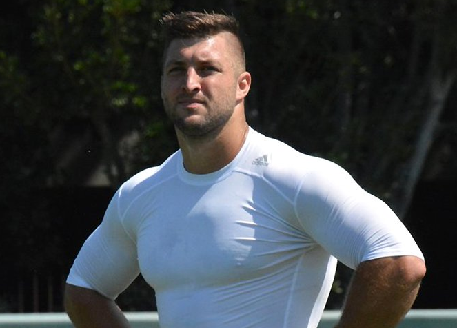 ct-tim-tebow-mlb-tryout-what-to-know-20160830