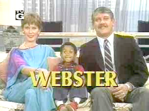 Webster-tv-sentados-01.png