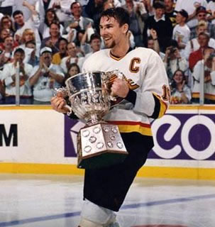 trevor-linden-1994-conference-trophy.jpg