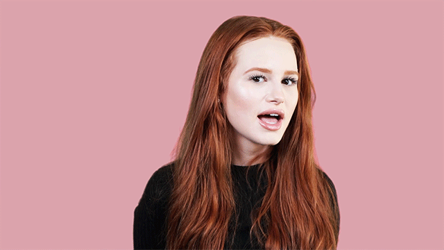 21_MadelainePetsch_Wink.gif
