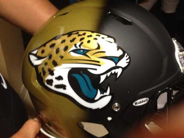 jaguars-helmet-1.jpg