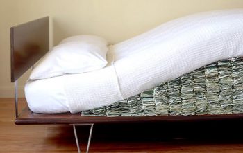 cash-under-mattress-350x221.jpg