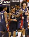 delonte-west-lebron-james.jpg