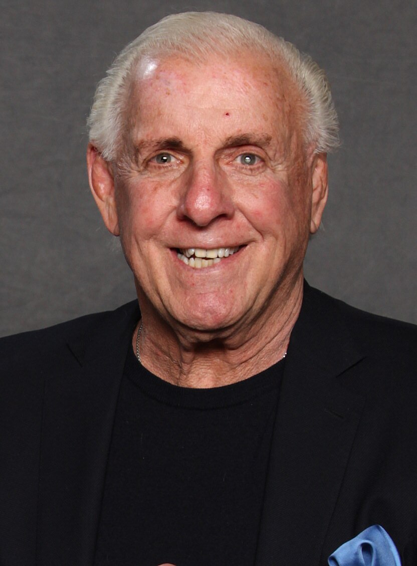 832px-Ric_Flair_2016.jpg