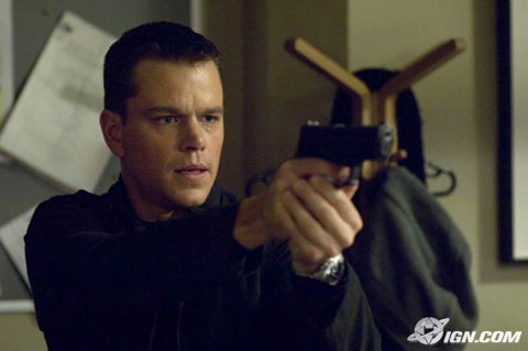 jason-bourne-gun_001_1197330917.jpg