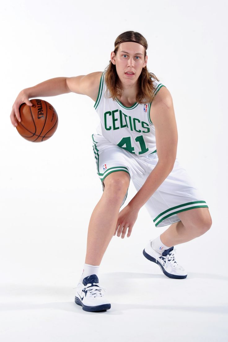 63dd6ee0d6697427d2793ee5a48d60c2--celtics-basketball-basketball-players.jpg