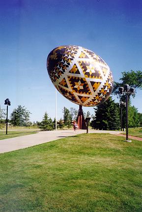 vegreville-pysanka.jpg