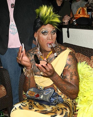 dennis-rodman-in-costume_display_image.jpg