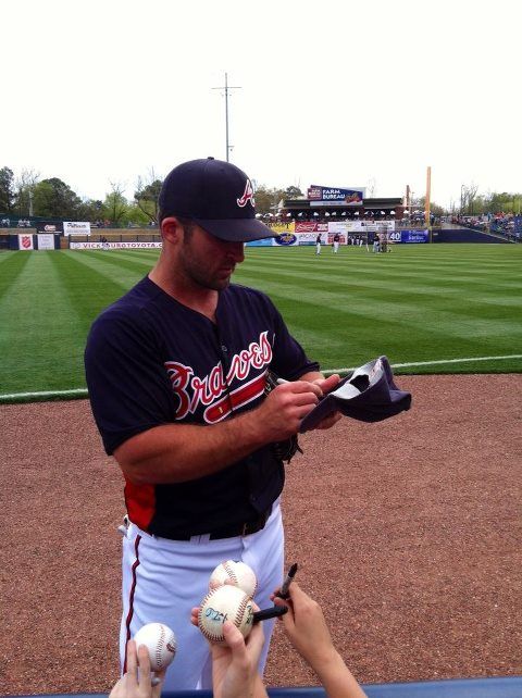 uggla_zpsadb39e4b.jpg