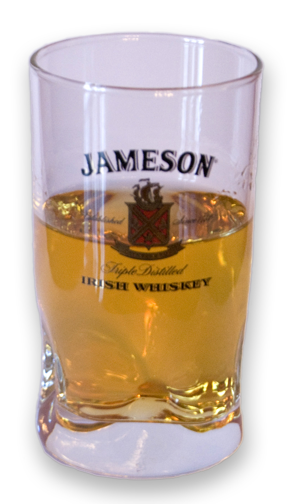 Glass_of_Jamesons.jpg