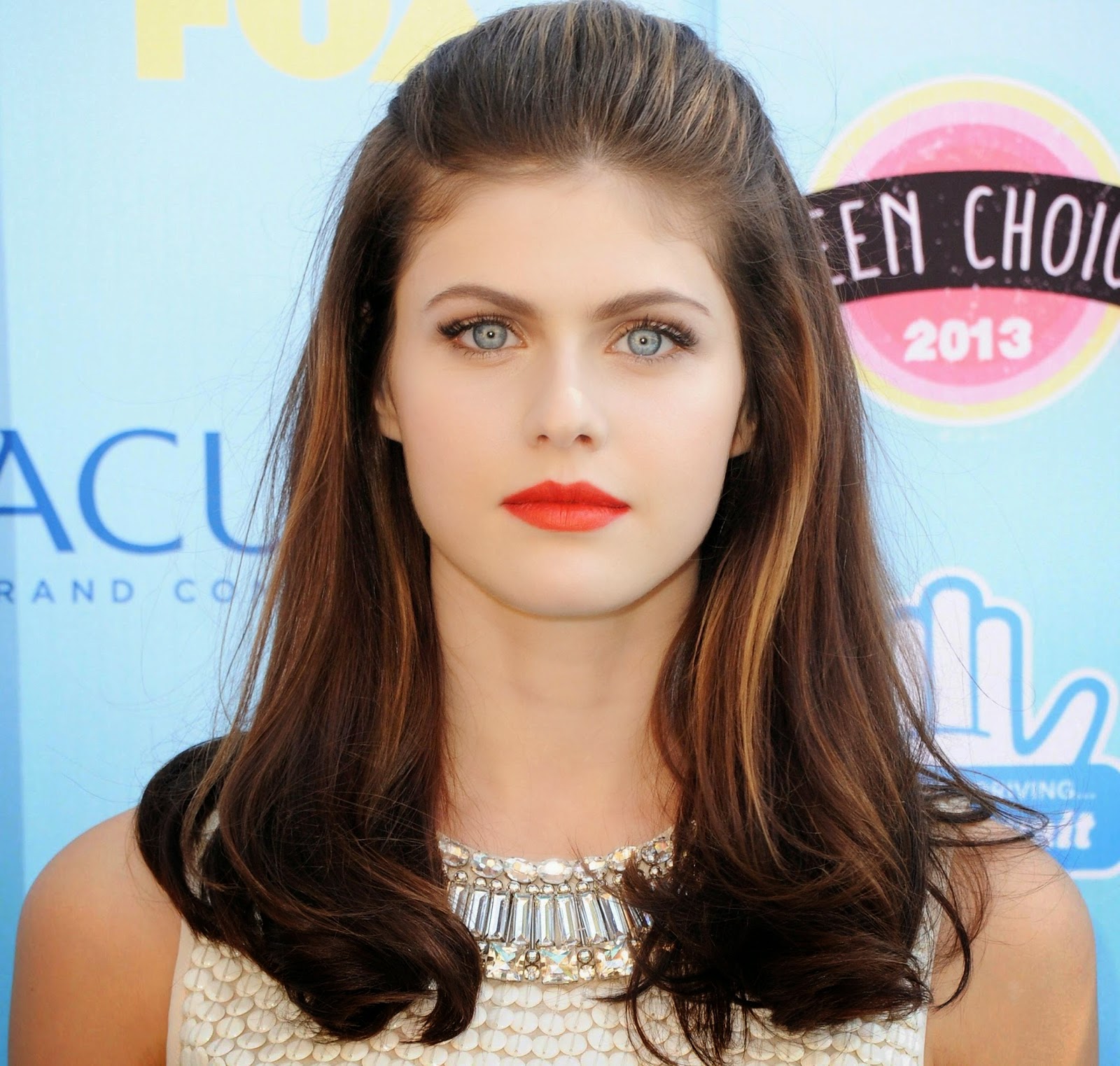 176413680alexandra_daddario.jpg