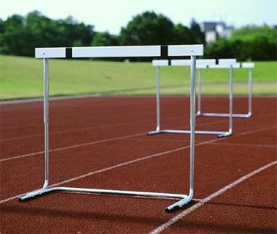 h7-schools-practice-hurdle-315.jpg