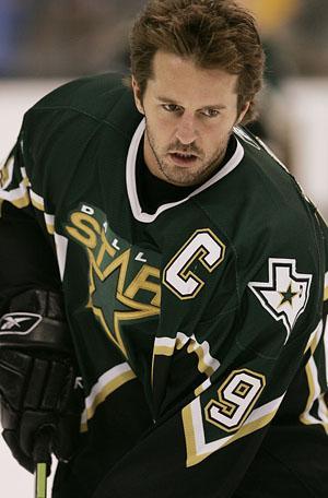 Mike-Modano-the-nhl-159114_300_456.jpg