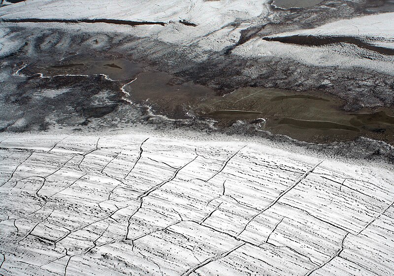 800px-Permafrost_pattern.jpg