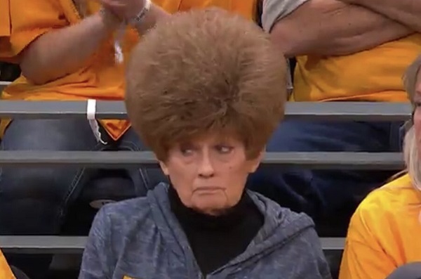 jazz-fan-huge-hair.jpg