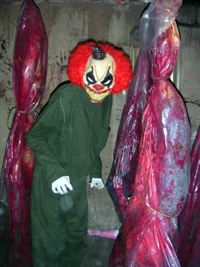 CREEPY_SAYS_ROOM_FOR_ANOTHER.JPG