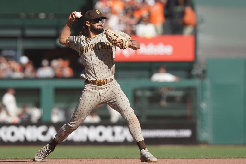 www.mlbtraderumors.com