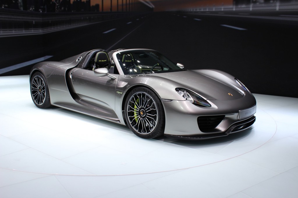 porsche-918-spyder_100439461_l.jpg