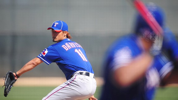 mlb_u_darvish1x_576.jpg