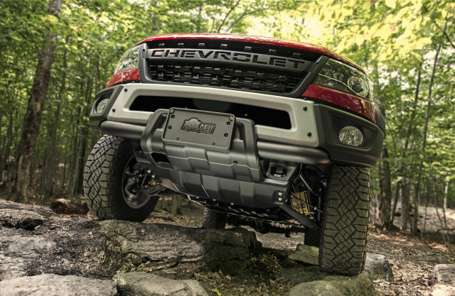 2019-chevrolet-colorado_100669131_m.jpg