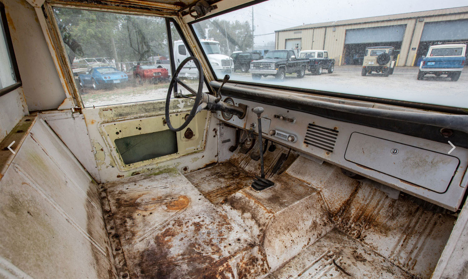 1966-Ford-Bronco-U13-Roadster-010.jpg