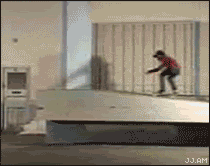 Skateboarder_doubleFail.gif