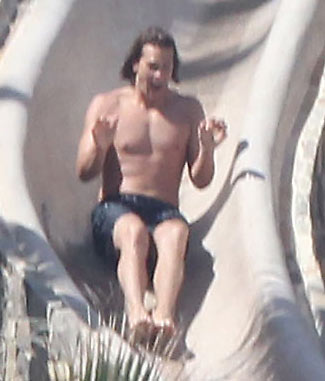 Tom-Brady-waterslide.jpg