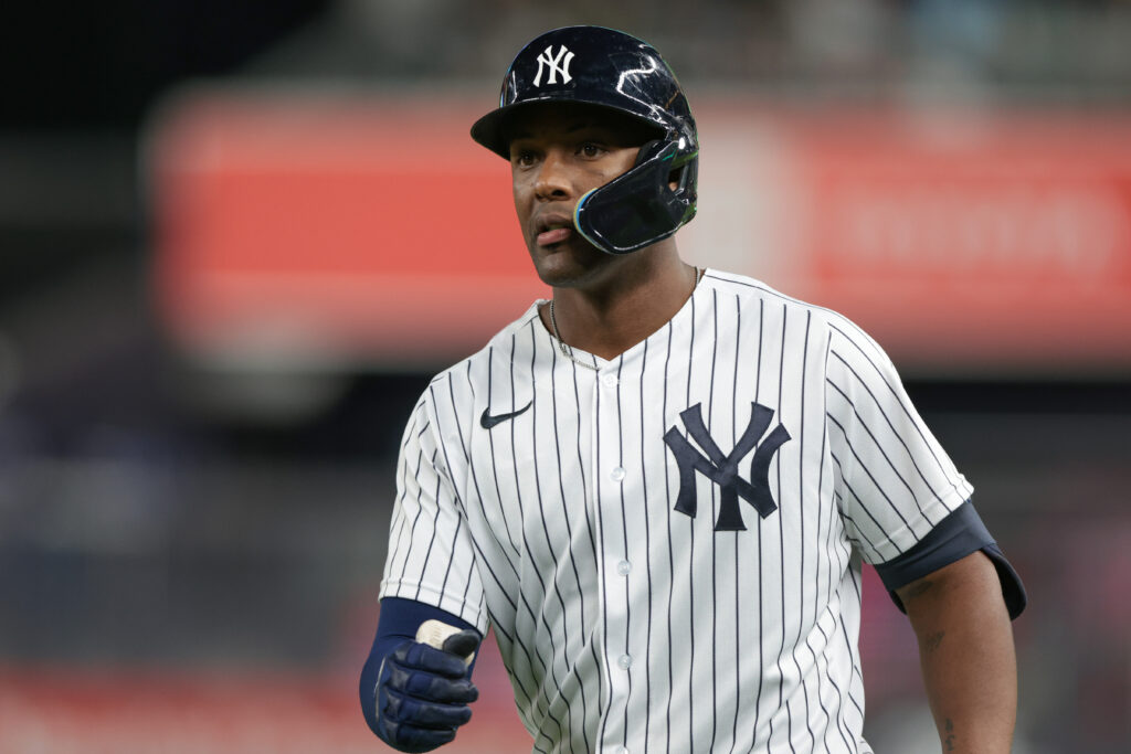 www.mlbtraderumors.com