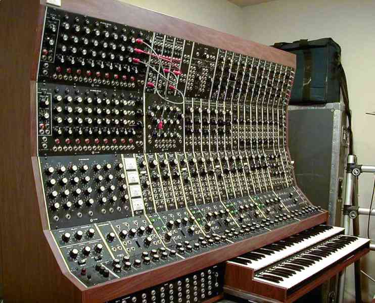 moog2.jpg