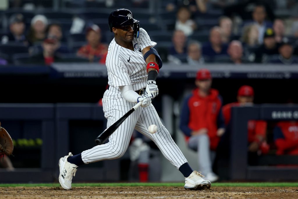 www.mlbtraderumors.com