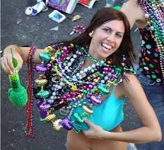 53297c93d182148cb9fcb681b0681544--mardi-gras-beads-the-queen.jpg