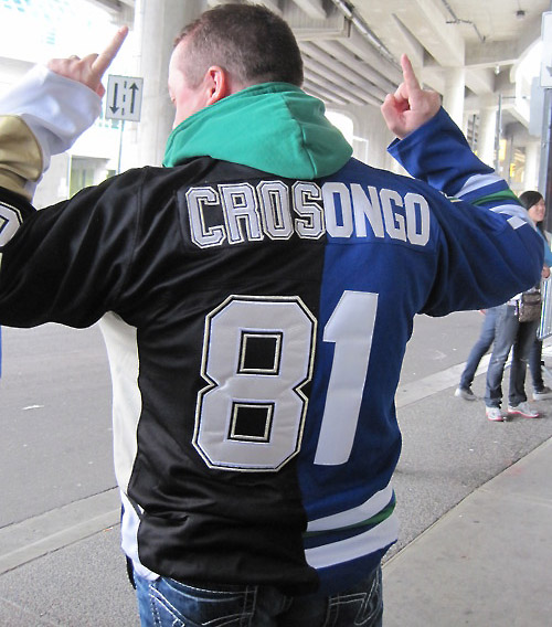 jersey_fouls_luongo_crosby_mutation_awful_gretzky_fail.jpg