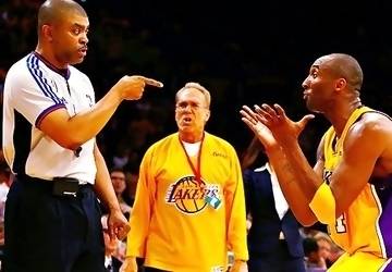 Kobe+Arguing.jpg