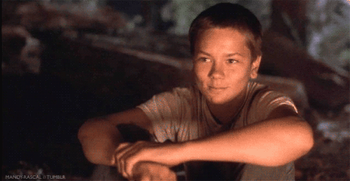 Chuckle-stand-by-me-29080938-500-259.gif