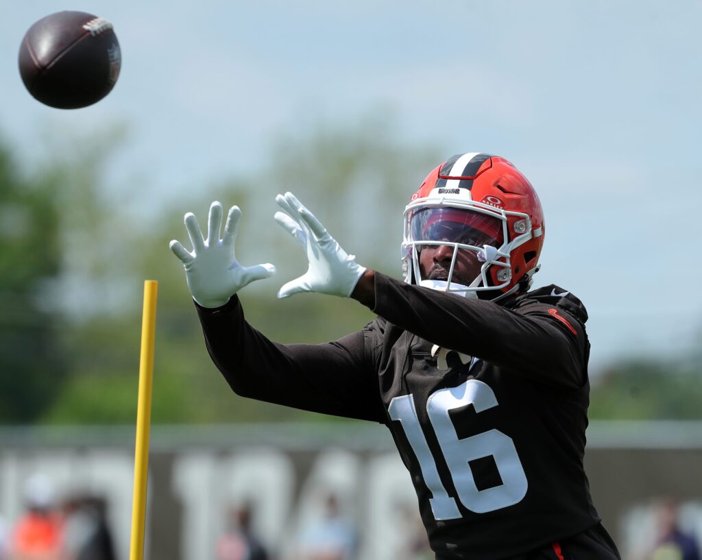 www.profootballrumors.com