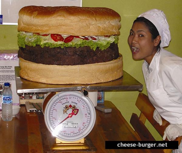 20060924-Worlds_Largest_Hamburger_5.jpg