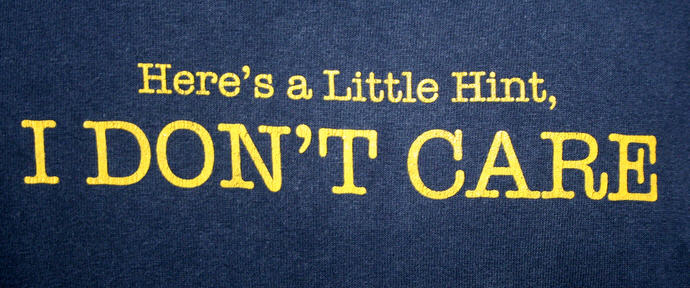 t-shirt-i-dont-care-785391.jpg