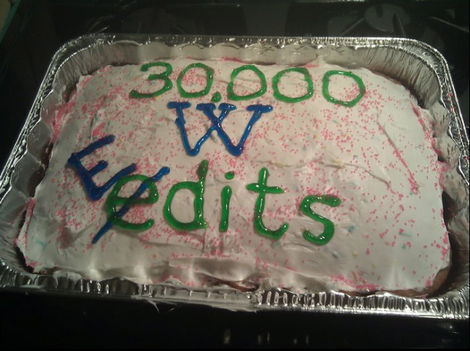 Cake-for-30,000-Wikipedia-edits.jpg