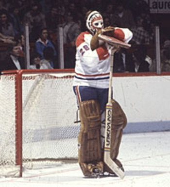 top-10-hockey-ken-dryden.jpg