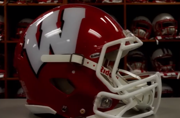 Wisconsin-red-helmet.png