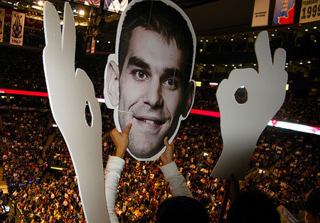 jose-calderon-fingers.jpg