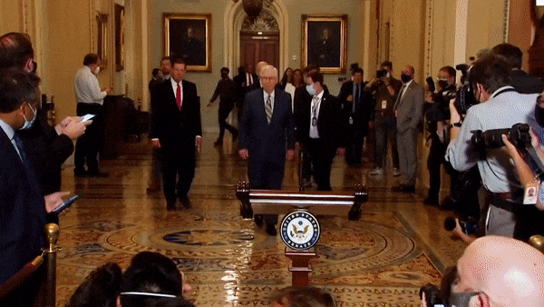 ahg8mbuhwgf71.gif