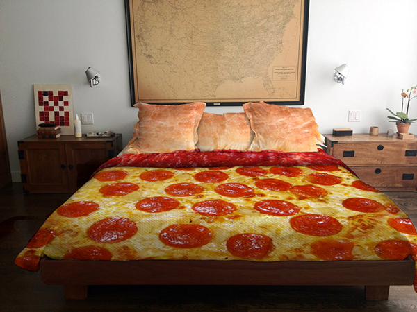 Pizza-Bed-concept-art.jpg