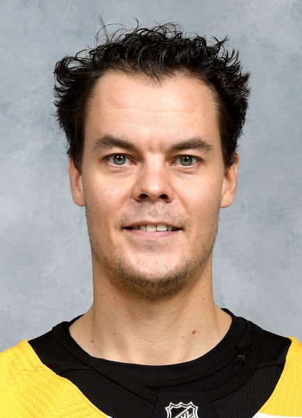 tuukka-rask-2021-32.jpg