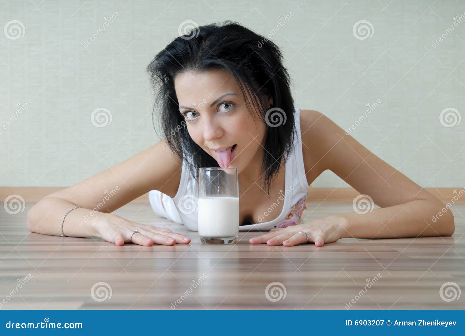 i-like-milk-6903207.jpg