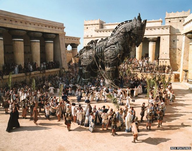 _71406331_trojan-horse.jpg