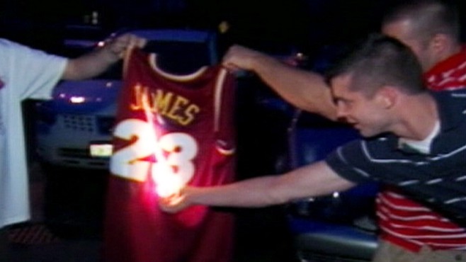 abc_abc_lebron_jersey_100709_wg.jpg