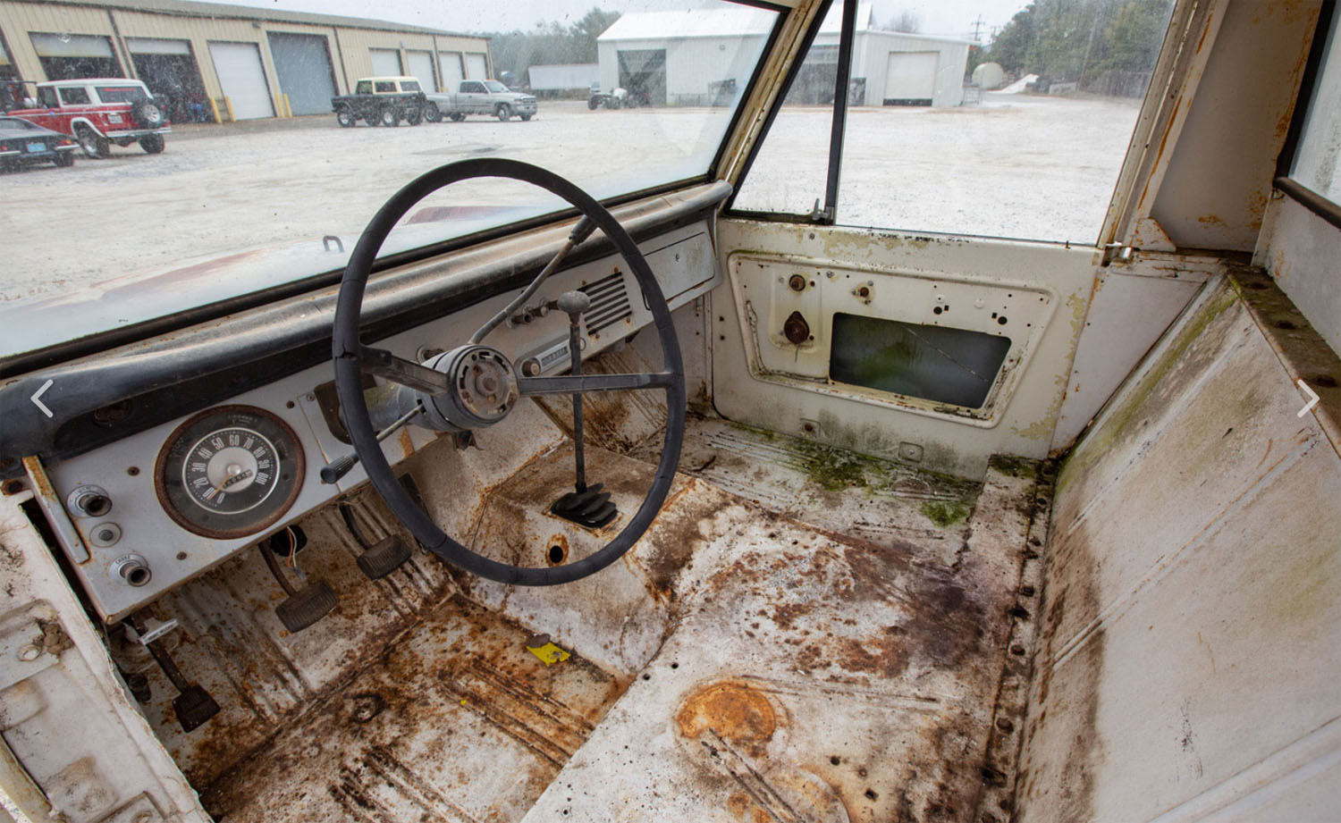 1966-Ford-Bronco-U13-Roadster-009.jpg