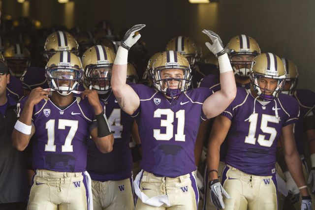 UWFB04_39-640x427.jpg